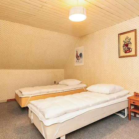 10 Person In Tatil Evi Spottrup