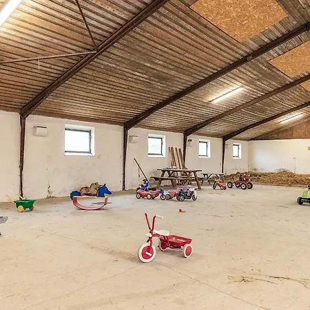 Tatil Evi 10 Person In Spottrup