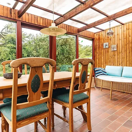 10 Person In Tatil Evi