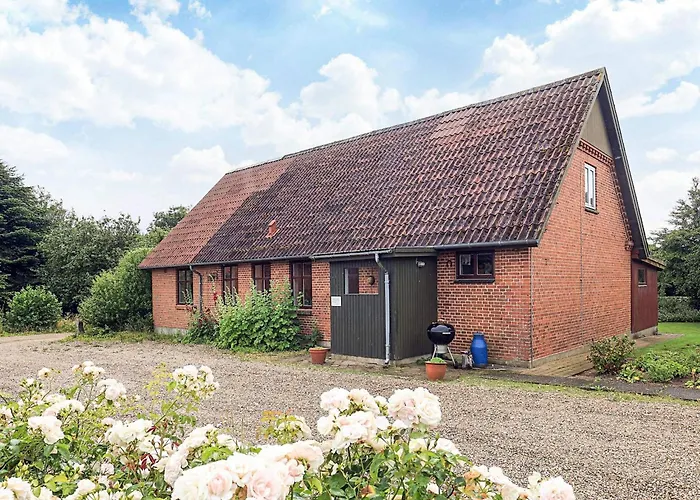 10 Person In Spottrup