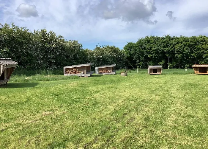 10 Person In * Spottrup