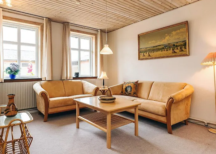 10 Person In Spottrup